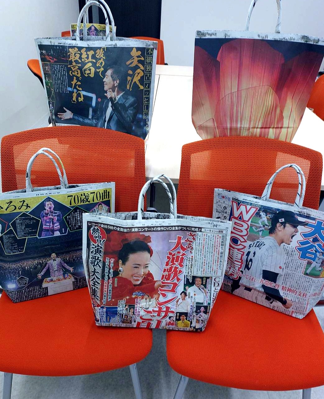 新聞ばっぐの作品